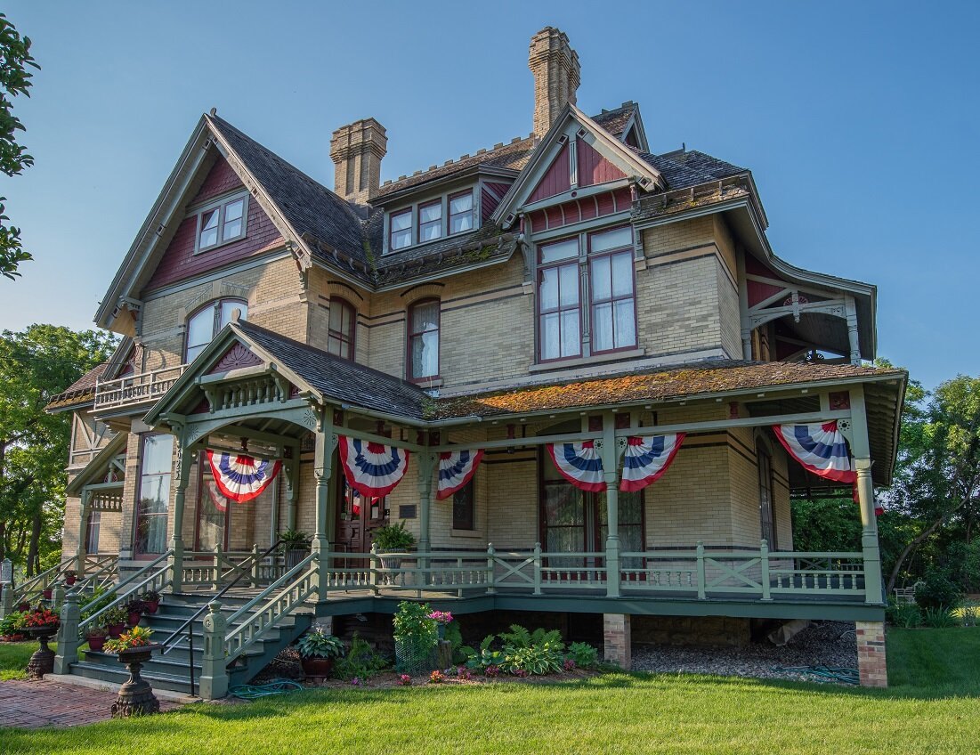 Hearthstone Historic House Museum near Goat Creek